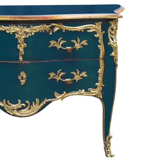 Chests of drawers