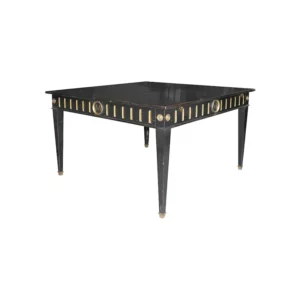 Table fermière Louis XVI carrée <br /> Réf. 654