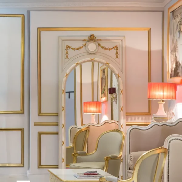 Grand miroir de boiserie Louis XVI <br /> Réf. 801