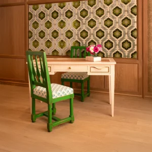 Table à écrire Rue de Beaune  <br />
 Réf. 820